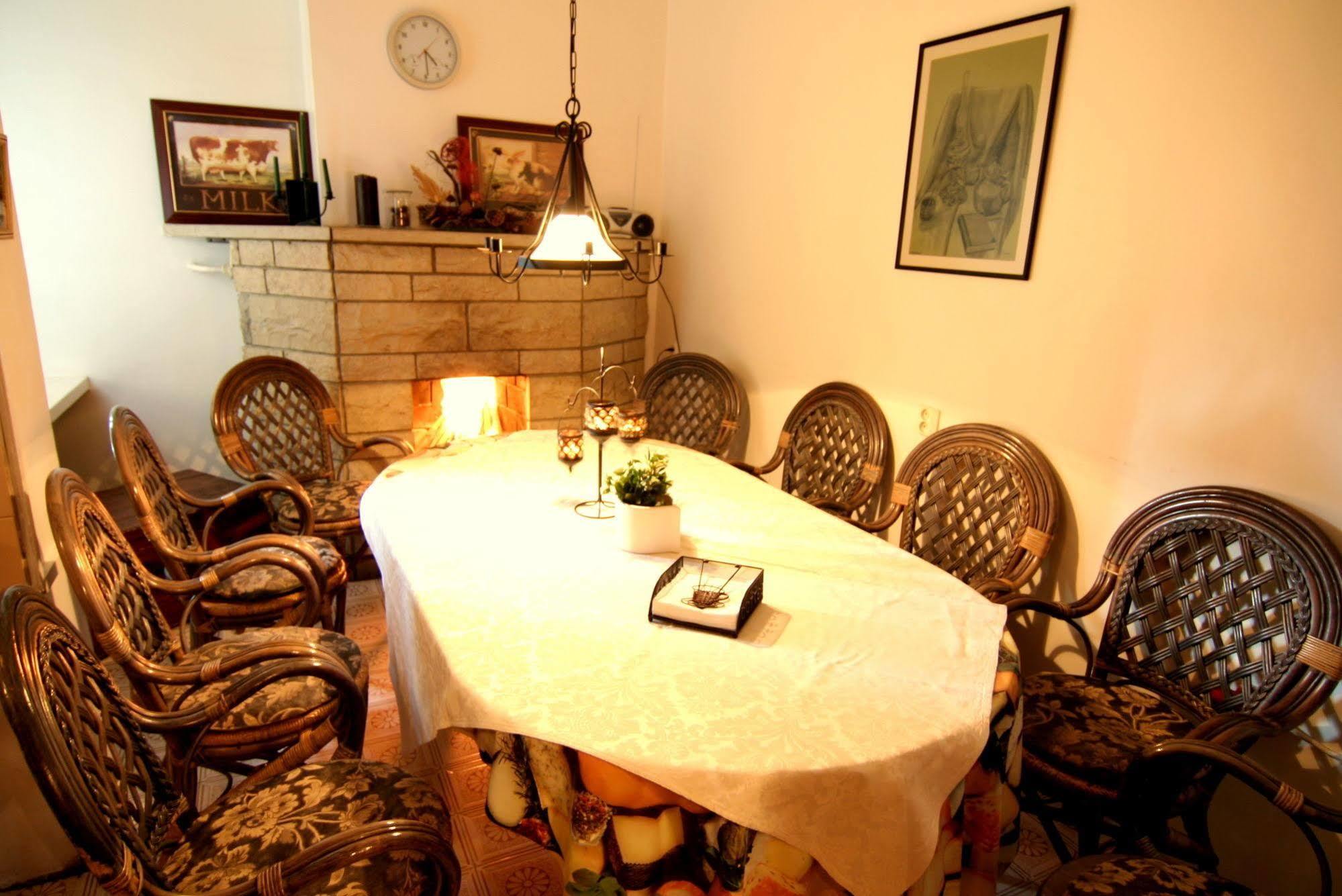 Oldhouse Hostel Tallinn Luaran gambar